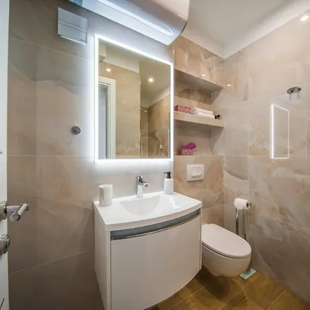 Sunrise View Balcony *