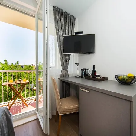 Sunrise View Balcony Split